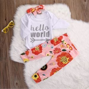 NWT 3pc set Hello World silver or gold